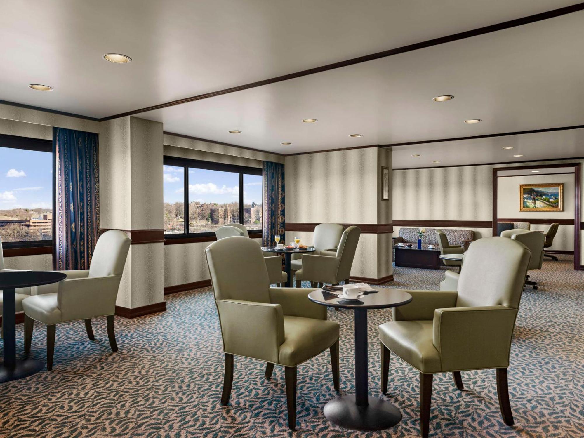 Doubletree By Hilton Fort Lee/George Washington Bridge Dış mekan fotoğraf