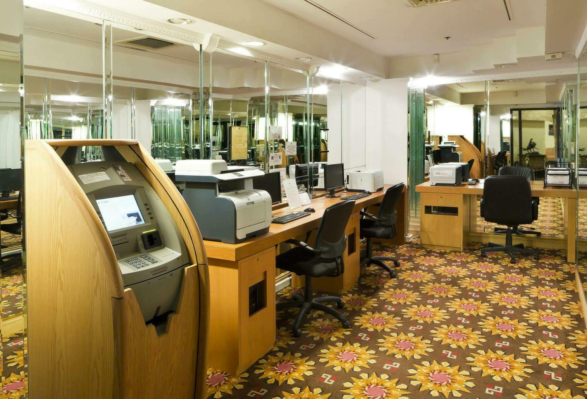 Doubletree By Hilton Fort Lee/George Washington Bridge Dış mekan fotoğraf